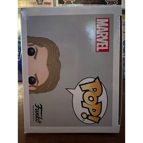 Funko Pop! Thor Ragnarok - Thor (Surtur's Head) HT Exclusive #246 +Protector - Picture 6 of 7